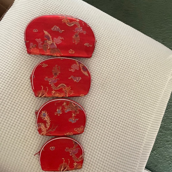 Beautiful four pc set clutch . - Picture 1 of 3